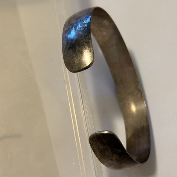 Jade and silver pendant necklace and bangle bracelet Set - Picture 7 of 9